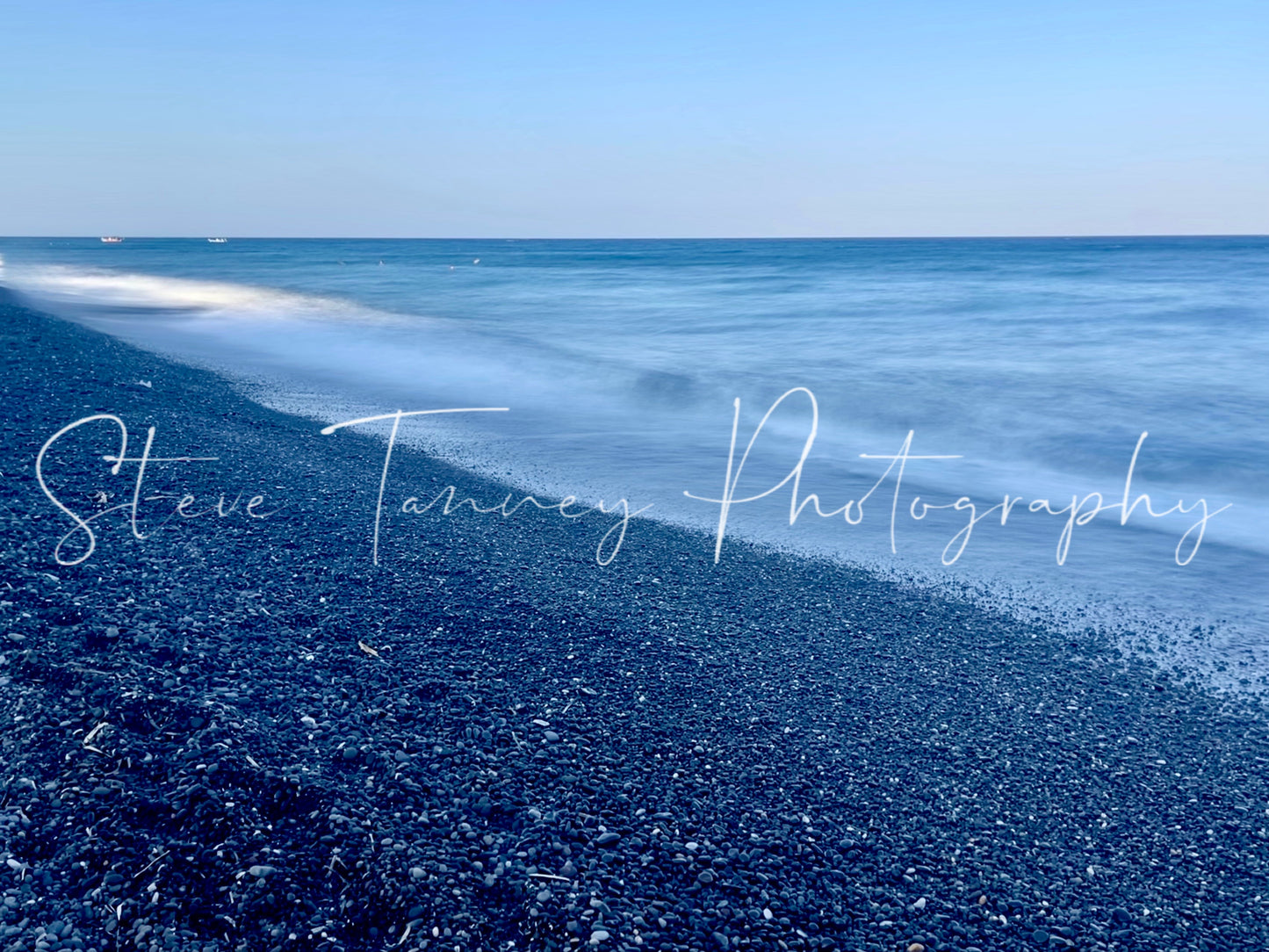 Kamari Beach